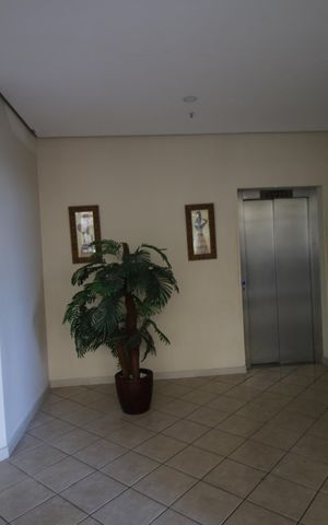 Apartamento para alugar com 67m², 2 quartos e 1 vagaÁrea comum - Elevador