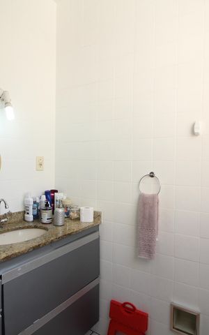 Apartamento à venda com 98m², 2 quartos e 1 vagaBanheiro Social
