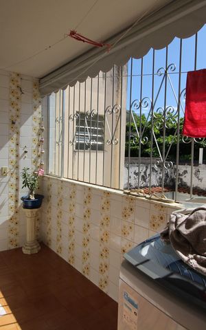 Apartamento à venda com 98m², 2 quartos e 1 vagaÁrea de Serviço