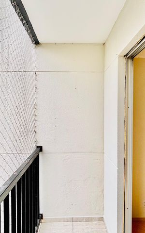 Apartamento para alugar com 48m², 2 quartos e 1 vagaVaranda