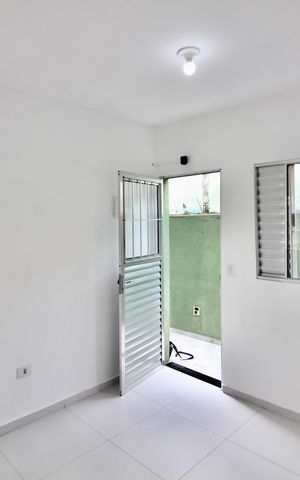 Casa para alugar com 44m², 1 quarto e sem vaga Casa para alugar com 44m², 1 quarto e sem vagaSala
