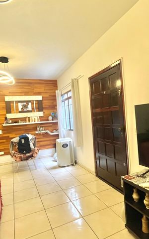 Casa à venda com 400m², 5 quartos e 2 vagasSala
