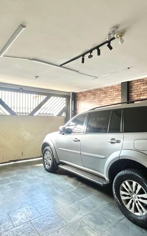 Casa à venda com 400m², 5 quartos e 2 vagasGaragem