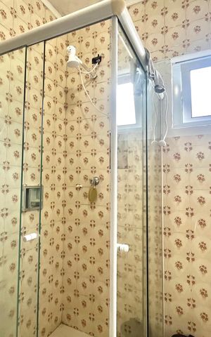 Casa à venda com 400m², 5 quartos e 2 vagasBanheiro Corredor