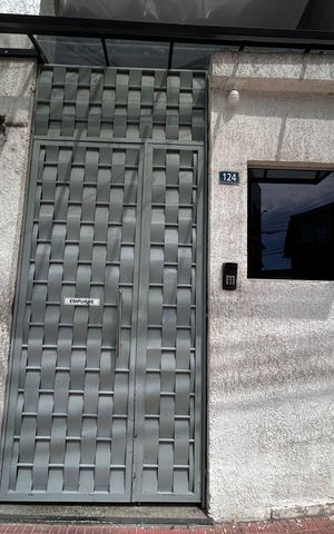 Studio à venda com 36m², 1 quarto e sem vaga Studio à venda com 36m², 1 quarto e sem vagaFachada - Placa