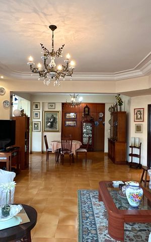 Apartamento à venda com 275m², 4 quartos e sem vaga Apartamento à venda com 275m², 4 quartos e sem vagaSala de Jantar
