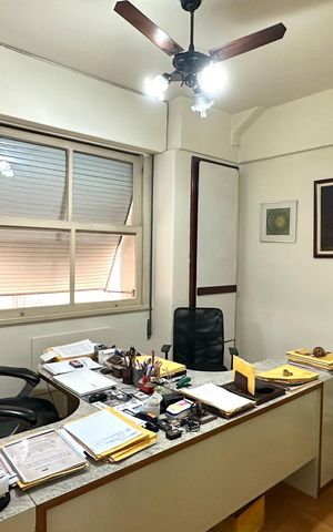 Apartamento à venda com 275m², 4 quartos e sem vaga Apartamento à venda com 275m², 4 quartos e sem vagaQuarto 3