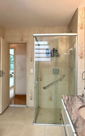 Apartamento à venda com 275m², 4 quartos e sem vaga Apartamento à venda com 275m², 4 quartos e sem vagaBanheiro