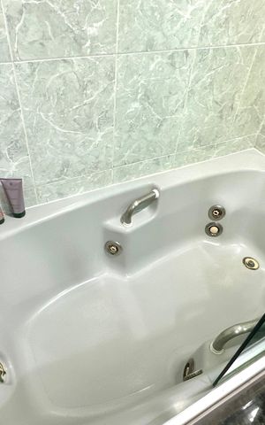 Apartamento à venda com 275m², 4 quartos e sem vaga Apartamento à venda com 275m², 4 quartos e sem vagaBanheiro da Suíte