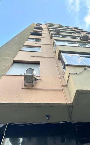 Apartamento à venda com 275m², 4 quartos e sem vaga Apartamento à venda com 275m², 4 quartos e sem vagaFachada
