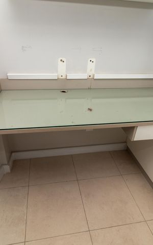 Apartamento à venda com 93m², 2 quartos e 1 vaga Apartamento à venda com 93m², 2 quartos e 1 vagaEscritório