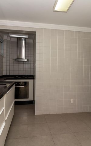 Apartamento à venda com 93m², 2 quartos e 1 vaga Apartamento à venda com 93m², 2 quartos e 1 vagaCozinha