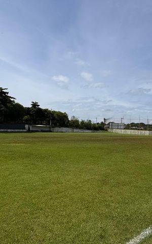 Apartamento à venda com 76m², 3 quartos e 2 vagas Apartamento à venda com 76m², 3 quartos e 2 vagasÁrea comum - Campo de Futebol