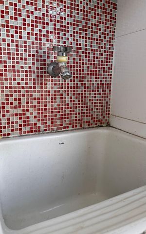 Apartamento à venda com 76m², 3 quartos e 2 vagas Apartamento à venda com 76m², 3 quartos e 2 vagasÁrea de Serviço