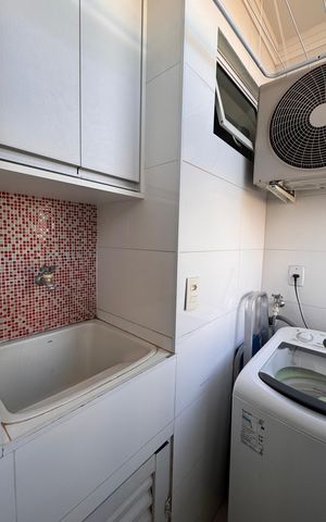 Apartamento à venda com 76m², 3 quartos e 2 vagas Apartamento à venda com 76m², 3 quartos e 2 vagasÁrea de Serviço