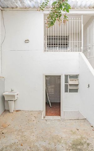Casa à venda com 140m², 2 quartos e 1 vagaÁrea comum