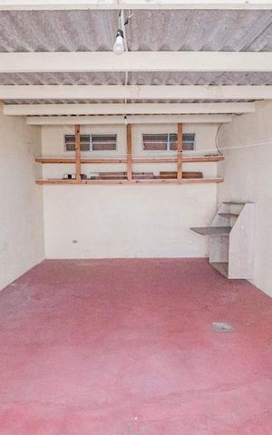 Casa à venda com 140m², 2 quartos e 1 vagaGaragem