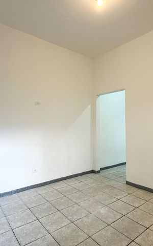 Casa para alugar com 110m², 1 quarto e 1 vaga Casa para alugar com 110m², 1 quarto e 1 vagaSala