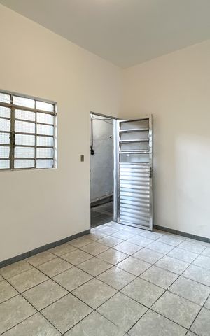 Casa para alugar com 110m², 1 quarto e 1 vaga Casa para alugar com 110m², 1 quarto e 1 vagaSala