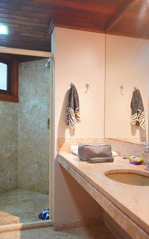 Apartamento à venda com 240m², 3 quartos e 2 vagasBanheiro Corredor