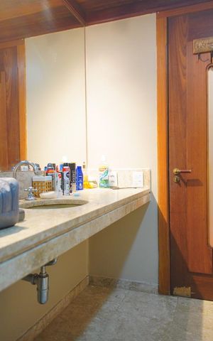 Apartamento à venda com 240m², 3 quartos e 2 vagasBanheiro Corredor