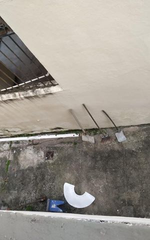 Casa à venda com 200m², 5 quartos e 3 vagas Casa à venda com 200m², 5 quartos e 3 vagasÁrea comum