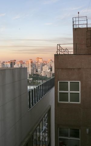Studio para alugar com 42m², 1 quarto e sem vaga Studio para alugar com 42m², 1 quarto e sem vagaVista da Sacada