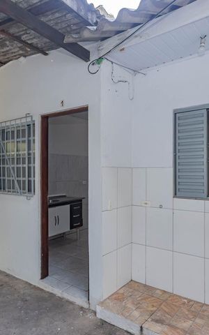 Casa para alugar com 40m², 1 quarto e sem vagaÁrea de Serviço