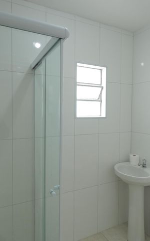 Casa à venda com 125m², 2 quartos e 2 vagasBanheiro Social