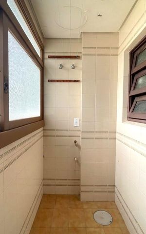 Apartamento à venda com 79m², 2 quartos e sem vaga Apartamento à venda com 79m², 2 quartos e sem vagaÁrea de serviço