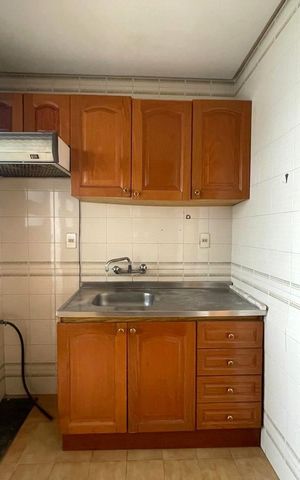 Apartamento à venda com 79m², 2 quartos e sem vaga Apartamento à venda com 79m², 2 quartos e sem vagaCozinha
