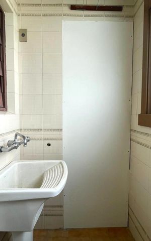 Apartamento à venda com 79m², 2 quartos e sem vaga Apartamento à venda com 79m², 2 quartos e sem vagaÁrea de serviço