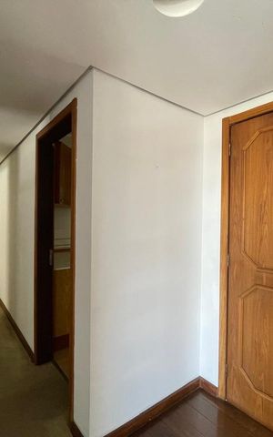 Apartamento para alugar com 79m², 2 quartos e sem vaga Apartamento para alugar com 79m², 2 quartos e sem vagaCorredor