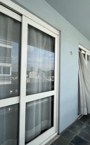 Apartamento à venda com 79m², 2 quartos e sem vaga Apartamento à venda com 79m², 2 quartos e sem vagaVaranda