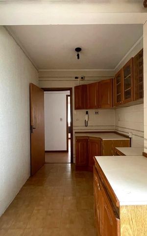 Apartamento à venda com 79m², 2 quartos e sem vaga Apartamento à venda com 79m², 2 quartos e sem vagaCozinha