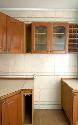 Apartamento à venda com 79m², 2 quartos e sem vaga Apartamento à venda com 79m², 2 quartos e sem vagaCozinha