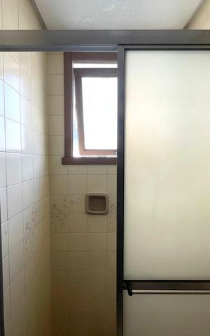 Apartamento à venda com 79m², 2 quartos e sem vaga Apartamento à venda com 79m², 2 quartos e sem vagaBanheiro Social