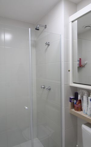 Apartamento à venda com 81m², 2 quartos e 1 vagaBanheiro Social