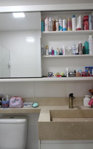 Apartamento à venda com 81m², 2 quartos e 1 vagaBanheiro da Suíte