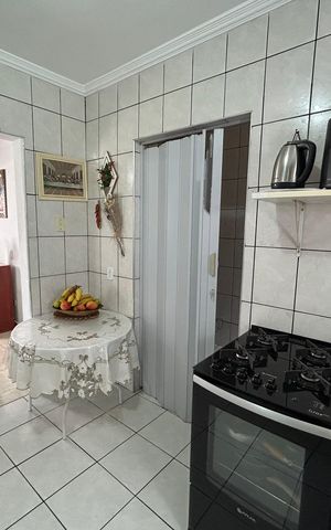 Casa para alugar com 90m², 4 quartos e 5 vagas Casa para alugar com 90m², 4 quartos e 5 vagasCozinha