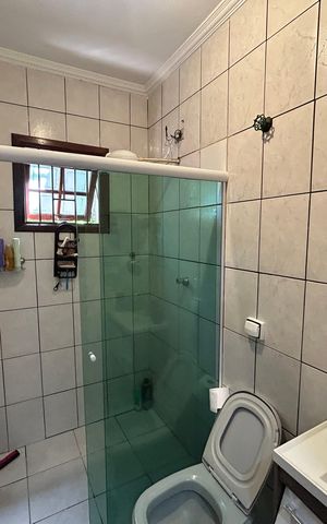 Casa para alugar com 90m², 4 quartos e 5 vagas Casa para alugar com 90m², 4 quartos e 5 vagasBanheiro 1