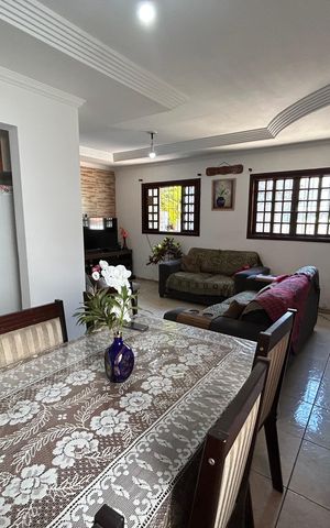 Casa para alugar com 90m², 4 quartos e 5 vagas Casa para alugar com 90m², 4 quartos e 5 vagasSala