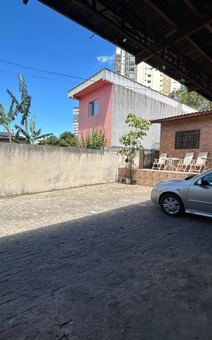 Casa para alugar com 90m², 4 quartos e 5 vagas Casa para alugar com 90m², 4 quartos e 5 vagasGaragem