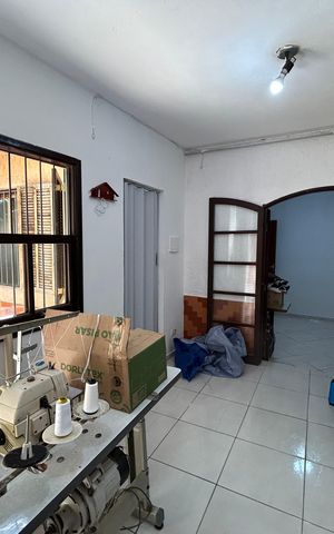 Casa para alugar com 90m², 4 quartos e 5 vagas Casa para alugar com 90m², 4 quartos e 5 vagasQuarto de Serviço