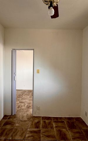 Casa para alugar com 51m², 1 quarto e sem vaga
