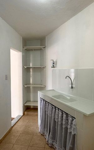 Casa para alugar com 51m², 1 quarto e sem vaga
