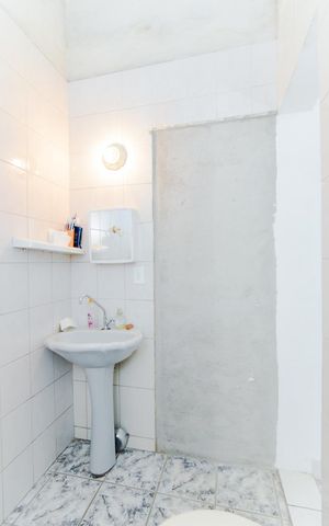Casa para alugar com 31m², 1 quarto e sem vagaBanheiro