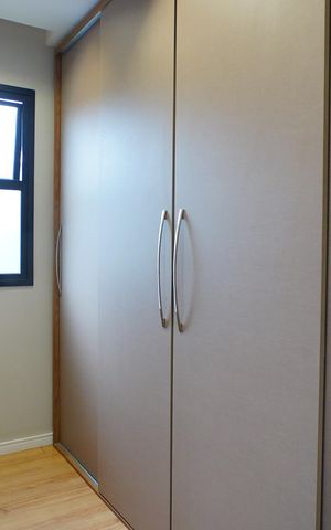 Casa de condomínio à venda com 129m², 3 quartos e 1 vagaCloset da suíte 2