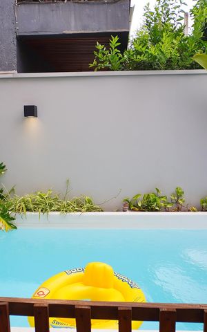 Casa de condomínio à venda com 129m², 3 quartos e 1 vagaPiscina