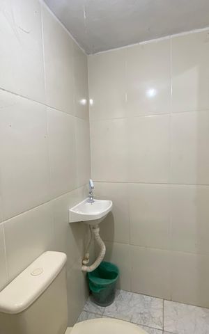 Casa para alugar com 33m², 2 quartos e sem vaga Casa para alugar com 33m², 2 quartos e sem vagaBanheiro Social